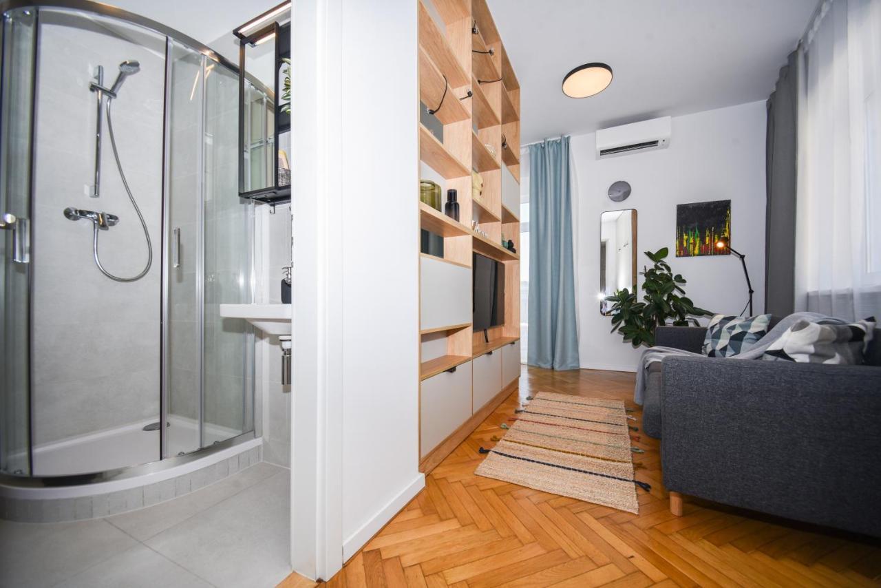 City Center Studio - Comfy & Modern Bratislava Exterior foto