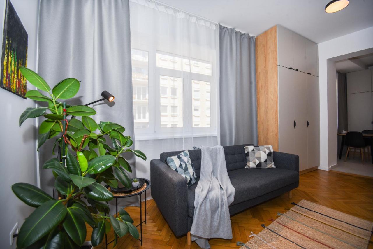 City Center Studio - Comfy & Modern Bratislava Exterior foto
